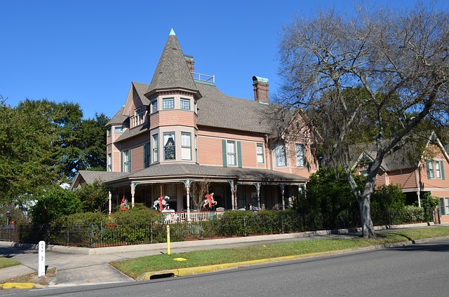 Before and after of Victorian home renovation project